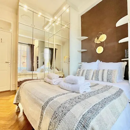 Swiss Star - Easy アパート